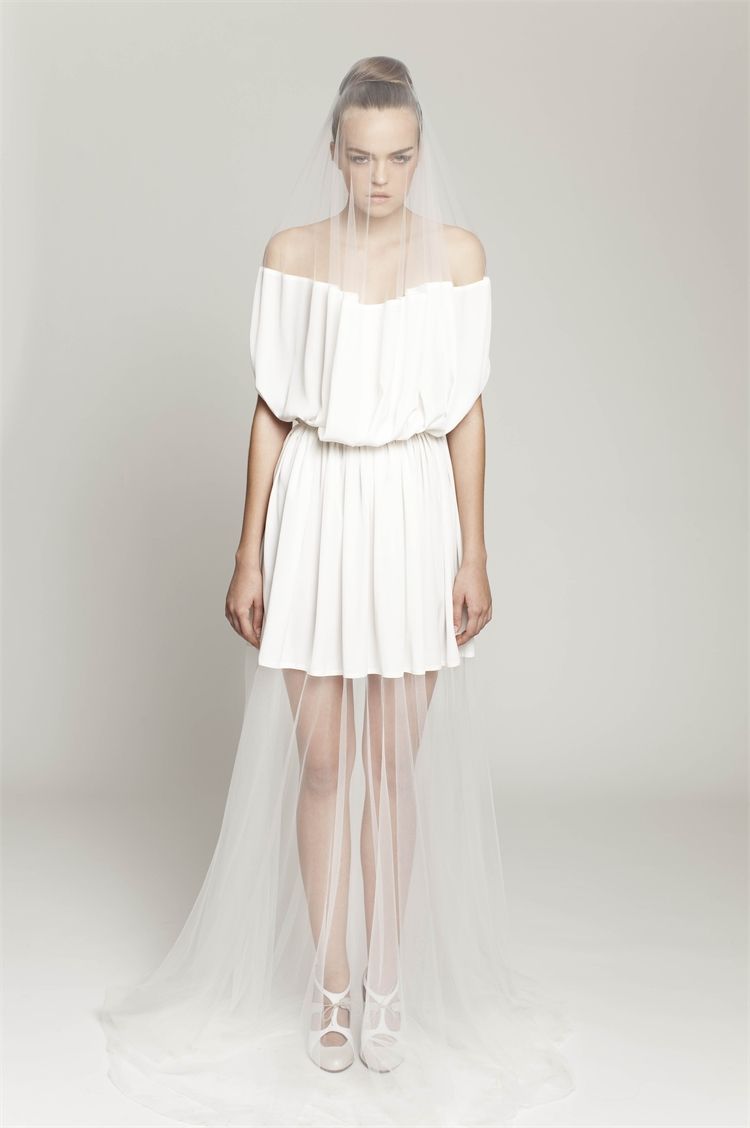 רוך וקושי: שמלות כלה אוונגרדיות 4