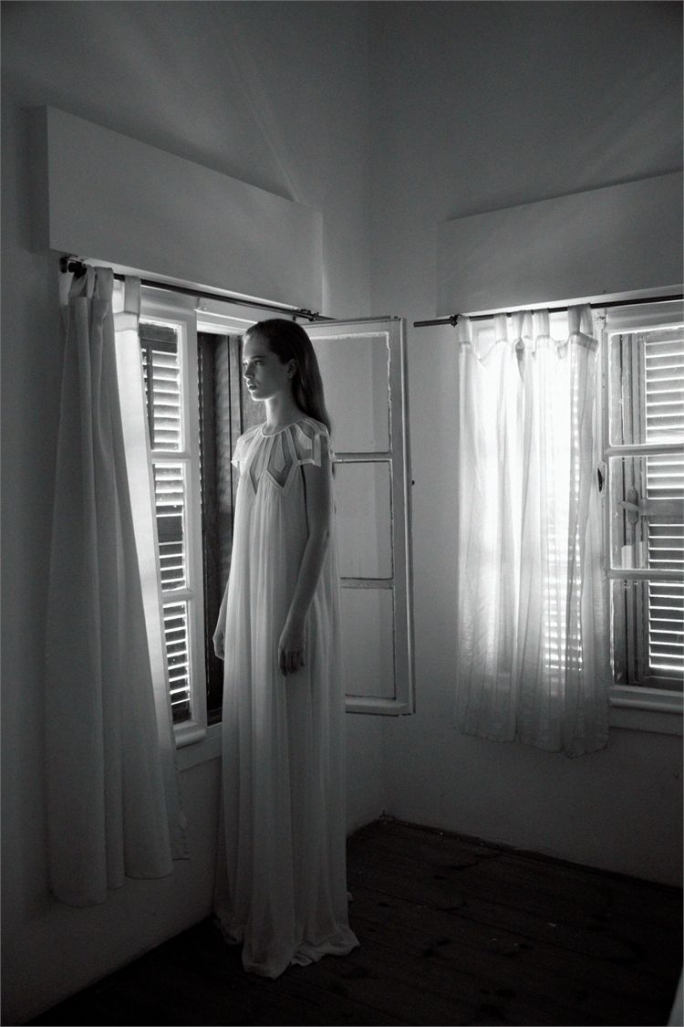 רוך וקושי: שמלות כלה אוונגרדיות 5