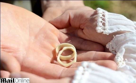 הכי זולה: חתונה בפאונד אחד 2