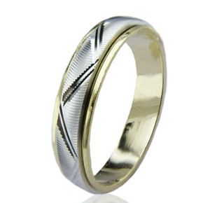 תמרור עצור: איך תראה טבעת הנישואים שלו? 9