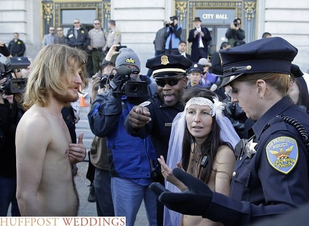 בלי שמלת כלה: חתונה בעירום 3