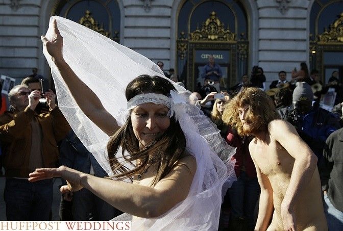 בלי שמלת כלה: חתונה בעירום 2