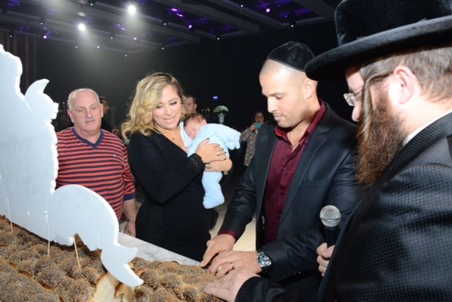 ליהיא גרינר משיקה את הבן מייקל מארק 3