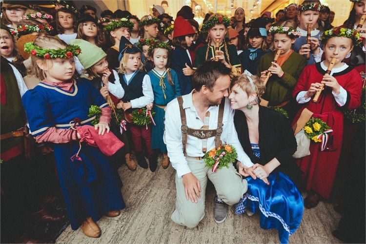 התחתנו 66 פעמים ולא נישאו באופן רשמי 2