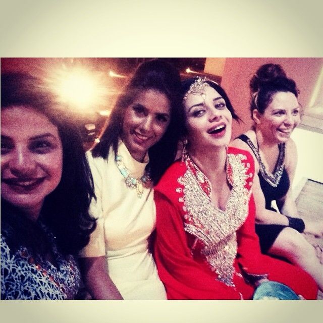 בחזרה לשורשים: נינט חוגגת חינה 4