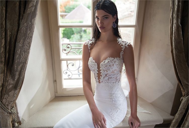 ברטה 2015: שמלות כלה מחטבות ועשירות 6