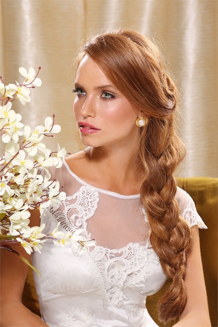 טרנד השיער 2015: מוברש מוקפד ופרחוני 5