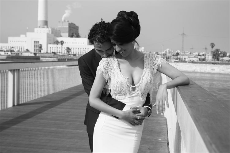 ברגע האחרון: מחליפות את שמלת הכלה 4