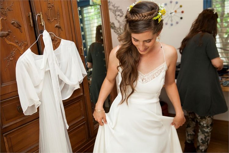 מגשימות חלום: מעצבות לבד את שמלת הכלה 3