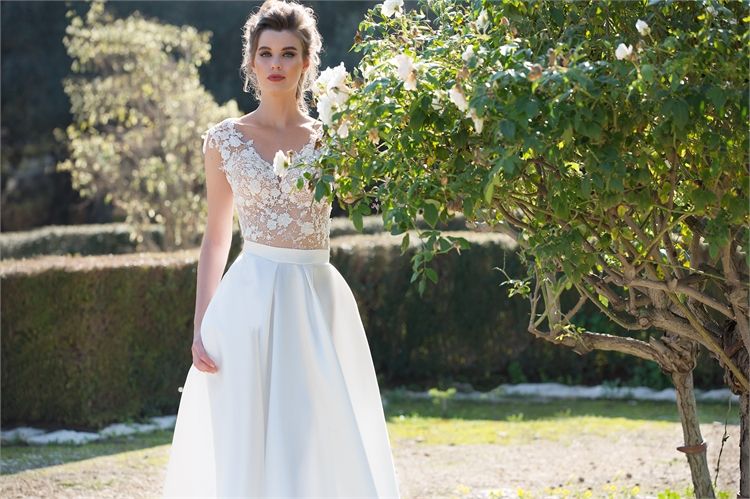 שרון אל דיזיין 2015: שמלות כלה נוצצות 10