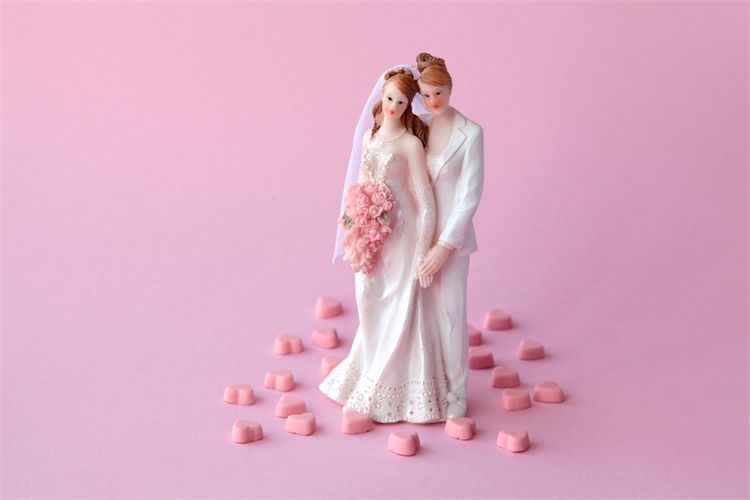 דברים שאפשר לעשות רק בחתונות של גייז 5