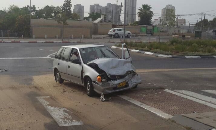 רץ בפייסבוק: מחפשים זוג שיתחתן במקומם 2