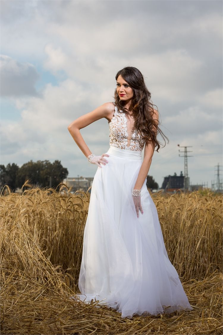 אנבל בולטוב 2015: שמלות כלה של נסיכות 5