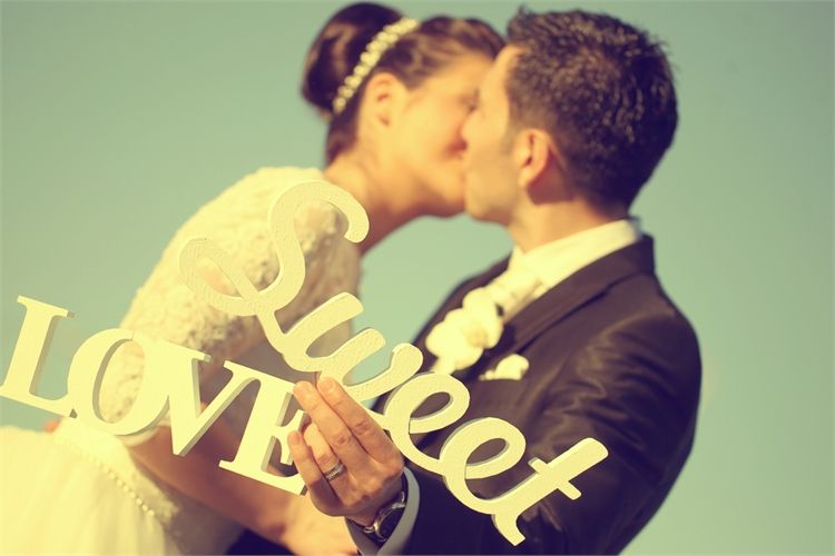 איך לחסוך בעלויות לחתונה? 4