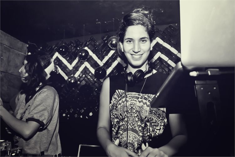 מרימות חתונה: התקליטניות הכי חמות 2