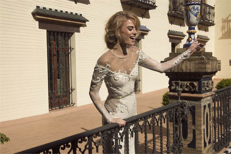 שובו של הכסף: שמלות כלה מסנוורות 7