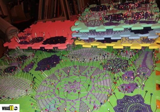 סרגה במשך אלף שעות את שמלת הכלה 3