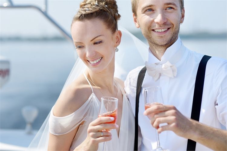 להזמין או לא? סוגיית האקסים בחתונה 5