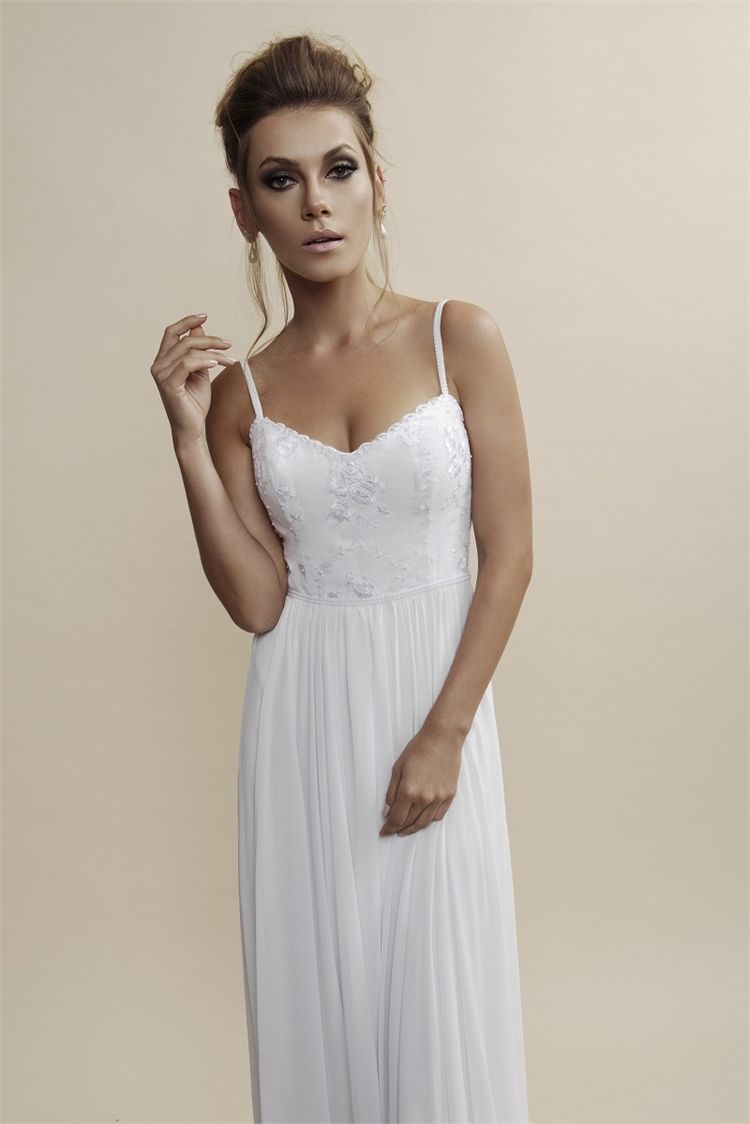 מיקה שמלות כלה 2015: קולקציה מגוונת 7