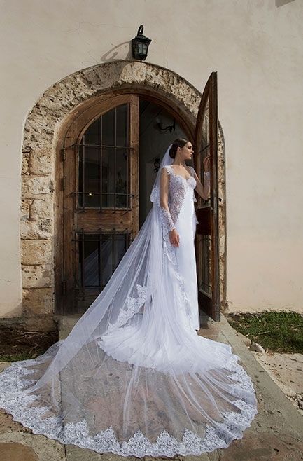 פעם בחיים 2015: שמלות כלה מחמיאות 7