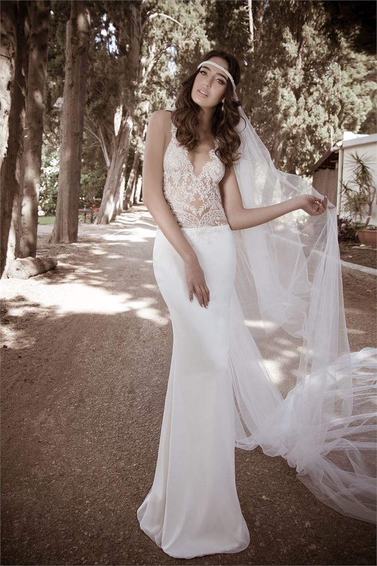 בואי כלה 2015: שמלות כלה עם אקססוריז 9