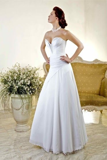 שמלות כלה 2015: קלאסי זה שם המשחק 6