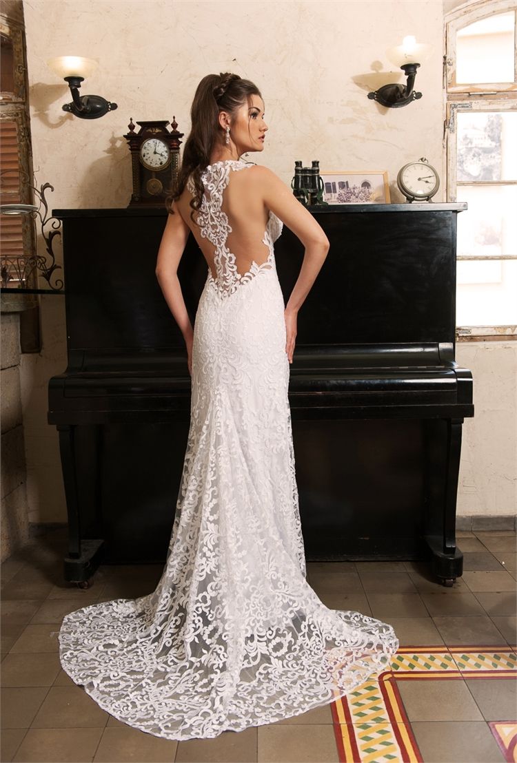 שרית אקסקלוסיב 2015: שמלות כלה נשיות 3