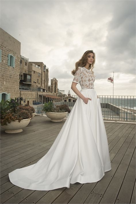 אוריה עזרן 2015: שמלות כלה משוחררות 3