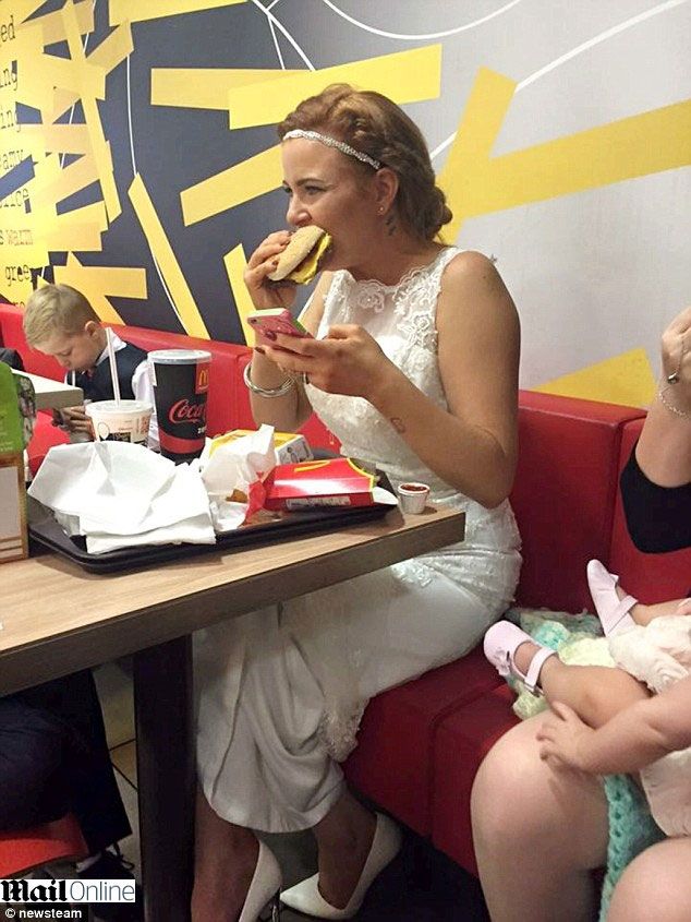 כלה אמרה 'איי דו' והלכה בעקבות המאנצ' 3