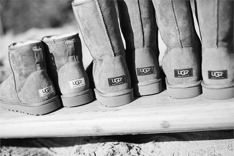 מכורות לנעליים? קבלו מגפי UGG במתנה 3