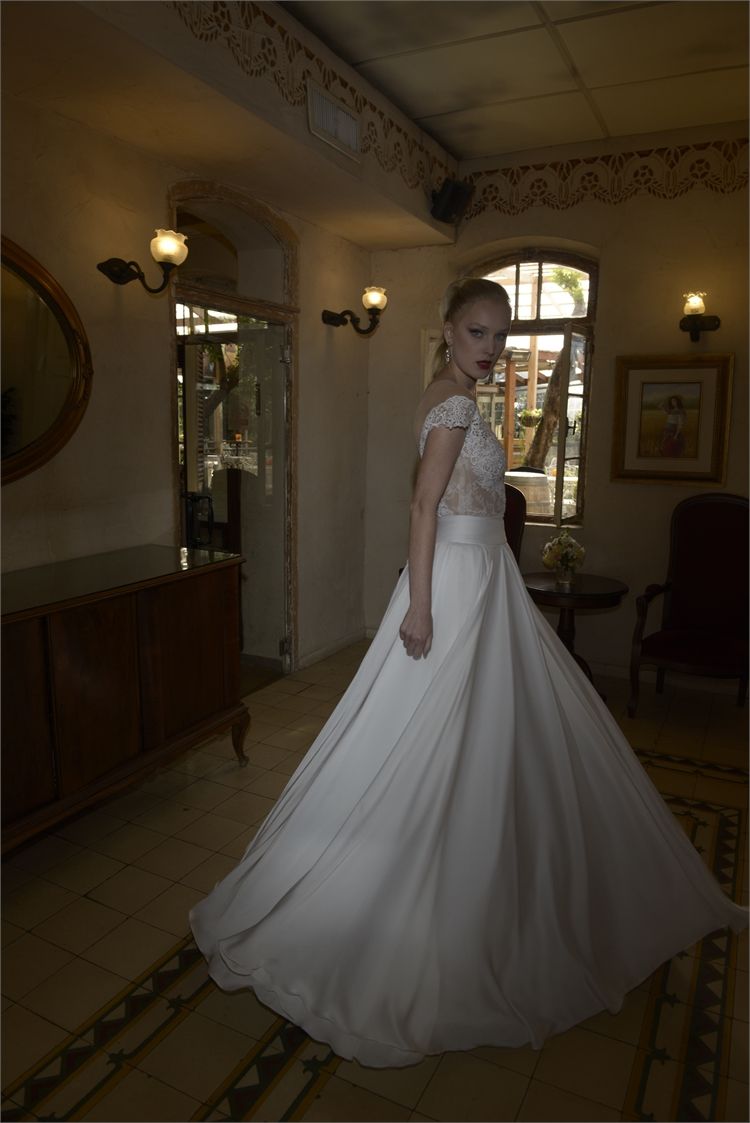 הזרקור: דורין שמלות כלה 2