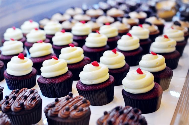 יאללה תעמיסו: סכנת השמנה בחתונות 2