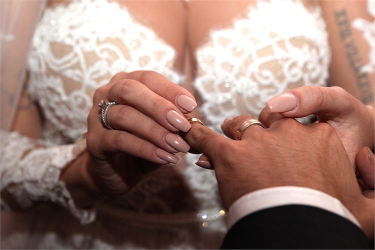 זה קרה: כוכבת הרשת חן טל התחתנה 4