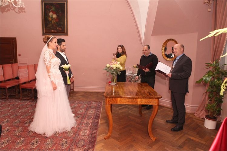 זה קרה: כוכבת הרשת חן טל התחתנה 3