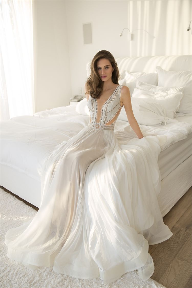 סטודיו עמנואל מציג: מהפכה בשמלות הכלה 6