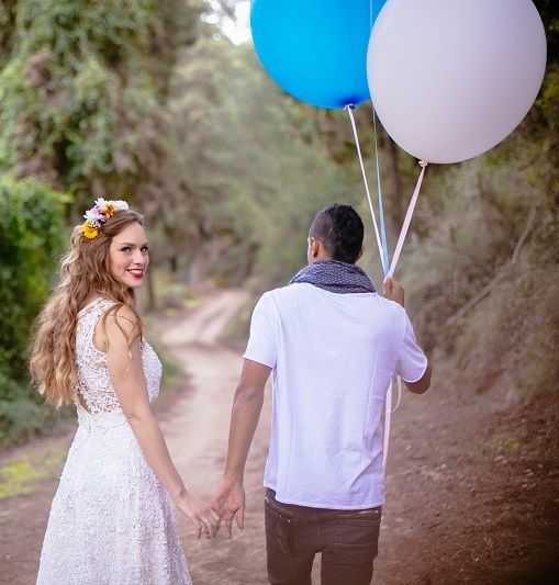 תסרוקת כלה עם פרחים 3