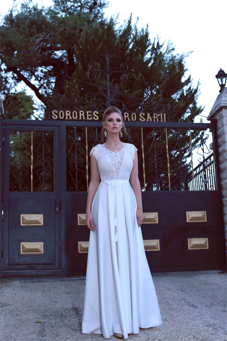 מור רפאלי 2016: שמלות כלה קסומות 10