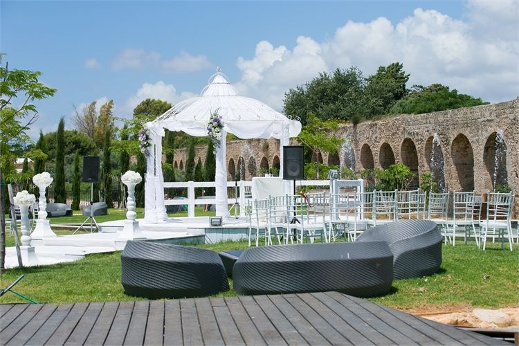 הזרקור: אחוזת סנדרין 4