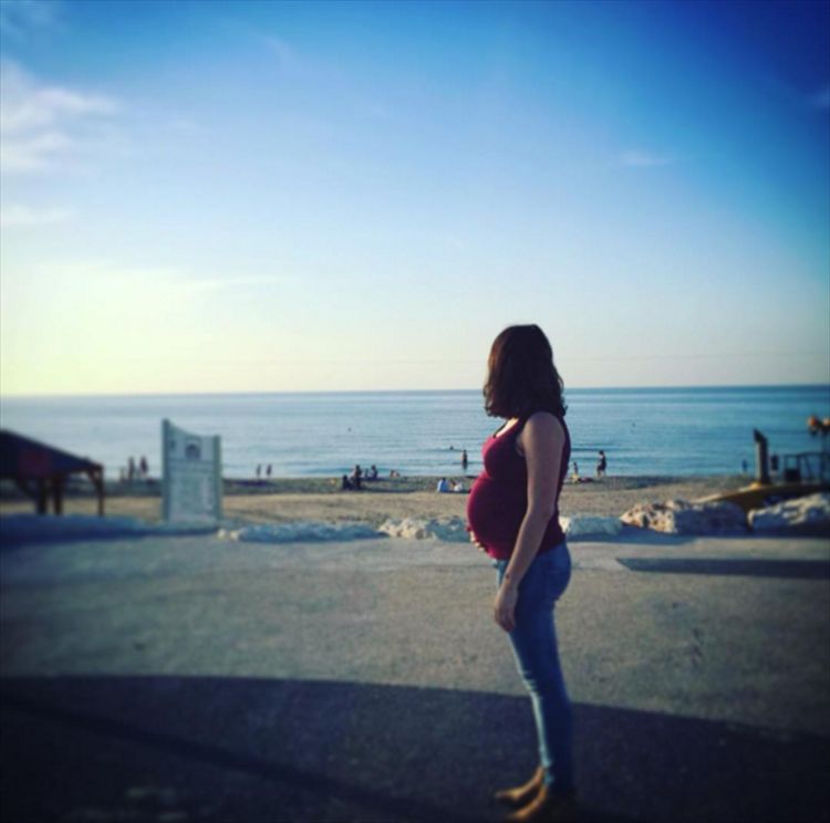 בשעה טובה: מארינה מקסימיליאן ילדה בת 2