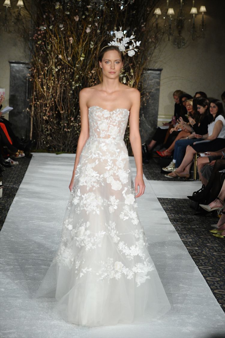 מירה צבילינגר מציגה בניו יורק: שקוף ופרחוני 3