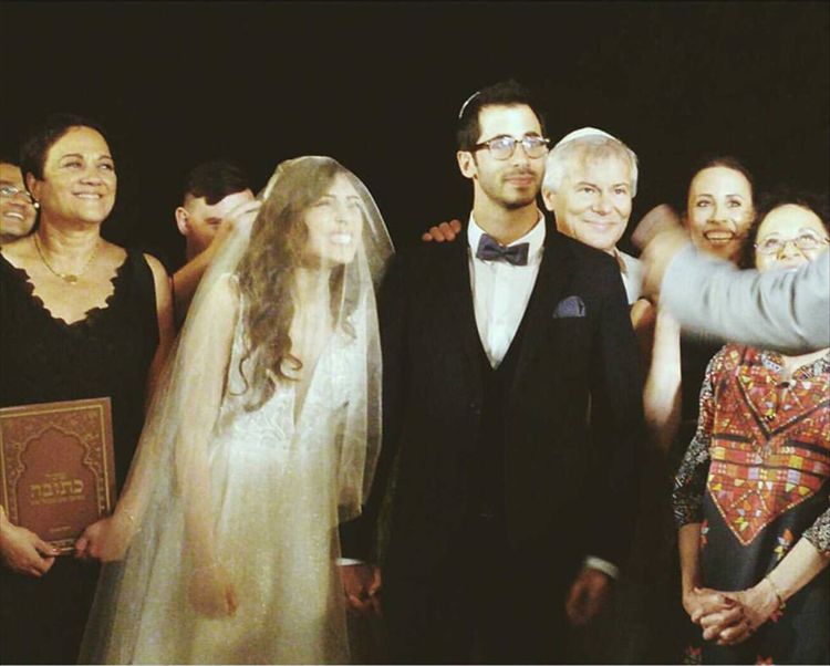 מאחורי הקלעים: שמלות הכלה של רוני דלומי 8