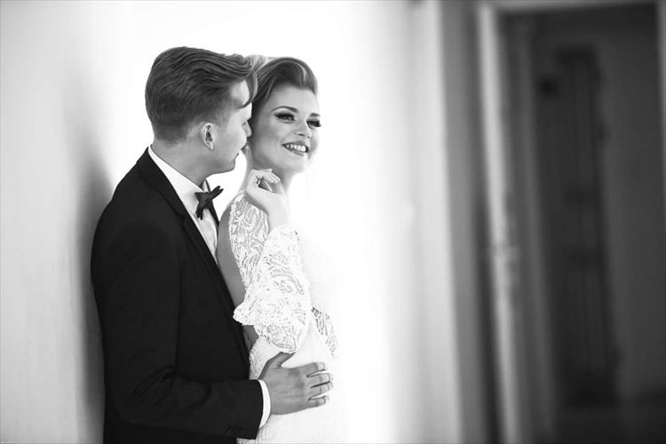 תמונה אחת שווה אלף מילים. סקרדנוב וויינר ביום החתונה (צילום: אושן צלמים)