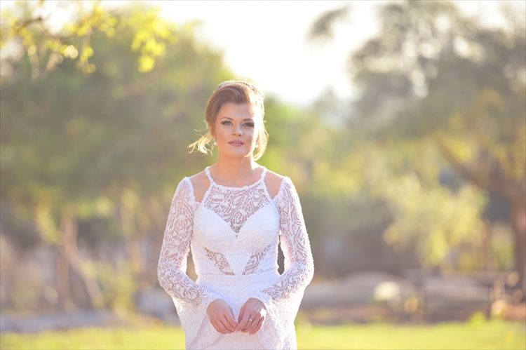  שמלת כלה מחמיאה ונוטפת סטייל, סקרדנוב ביום החתונה (צילום: אושן צלמים)