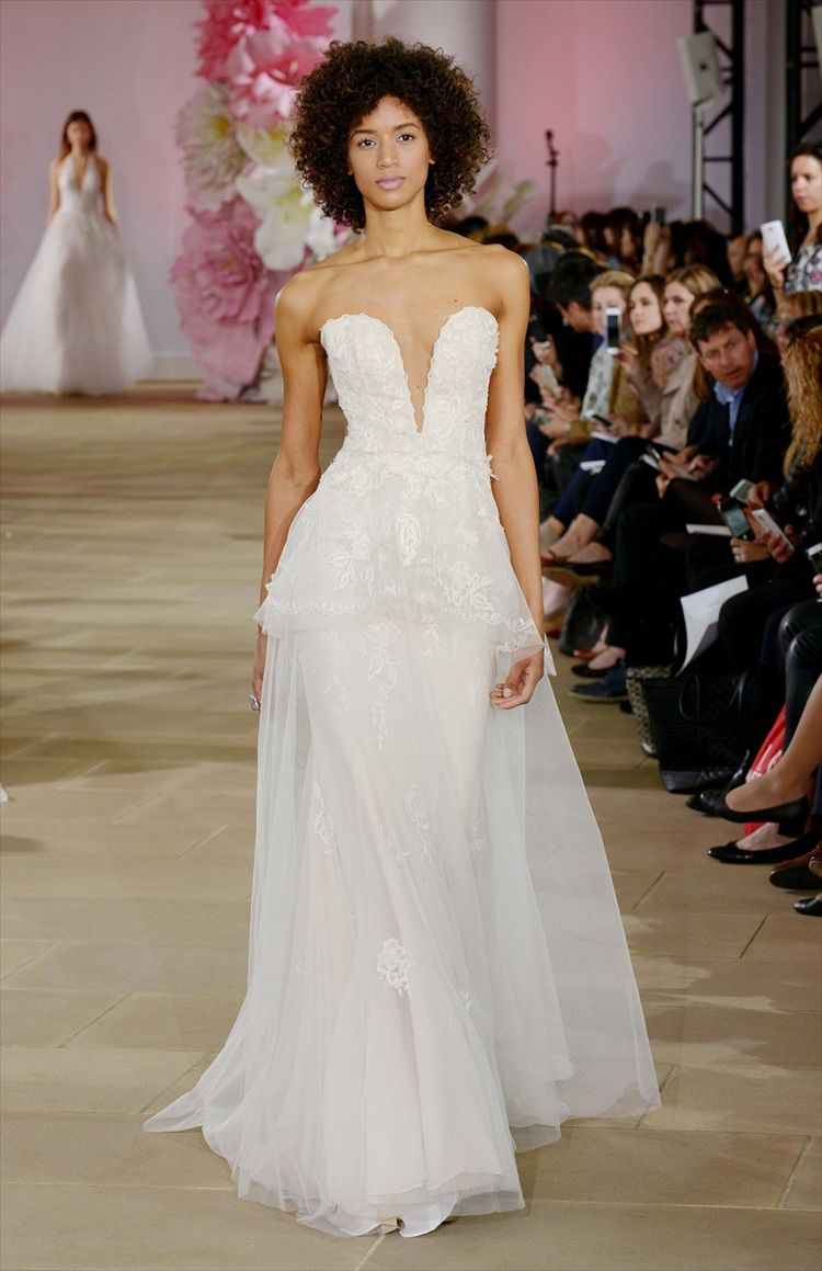 אינס די סנטו מציגה: שמלות בהשראת הטבע 7