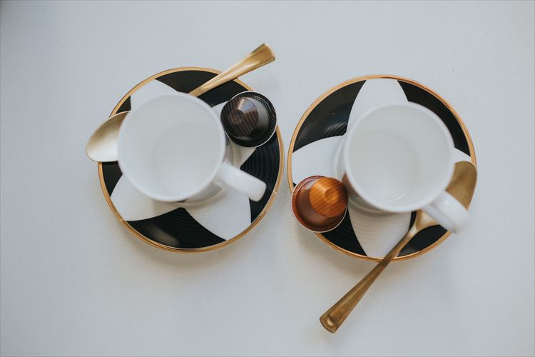 כמה סוכר? מתוך צילומי החתונה של ערן לוסטיגר ונדב שטריימר (צילום: לירון אראל)