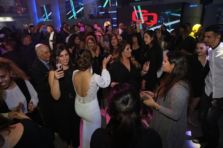 כלה ביום: מור בן עמי 23