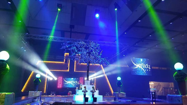 כוחו של פרח: איך משלבים פרחים בחתונה? 8