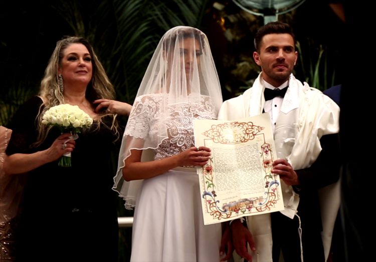 לאכול או להרים? החברים של ישראל אטיאס מברכים 8