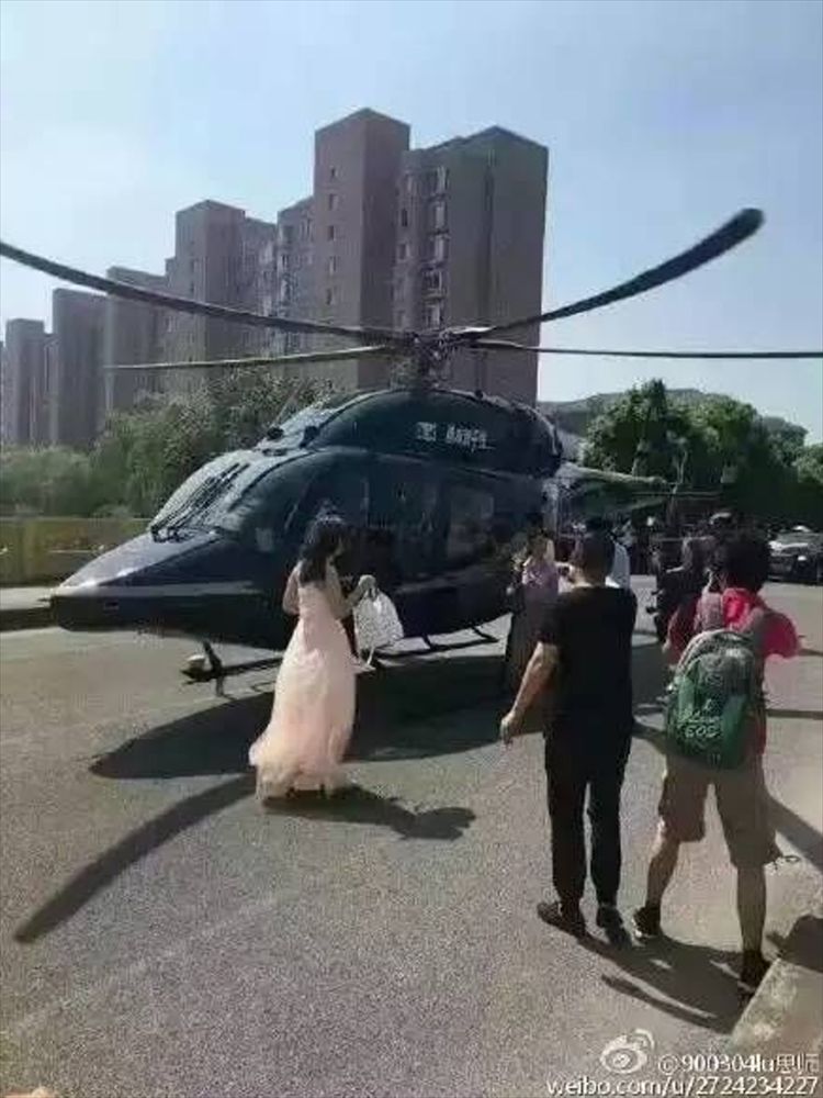 מה גרם לחתן וכלה לחסום כביש ראשי? 2