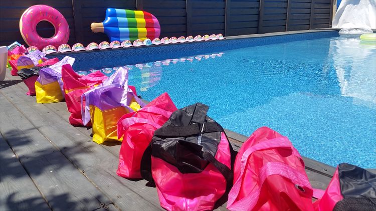 זמן הוואי: מסיבת הרווקות הכי צבעונית שהכרתן 5